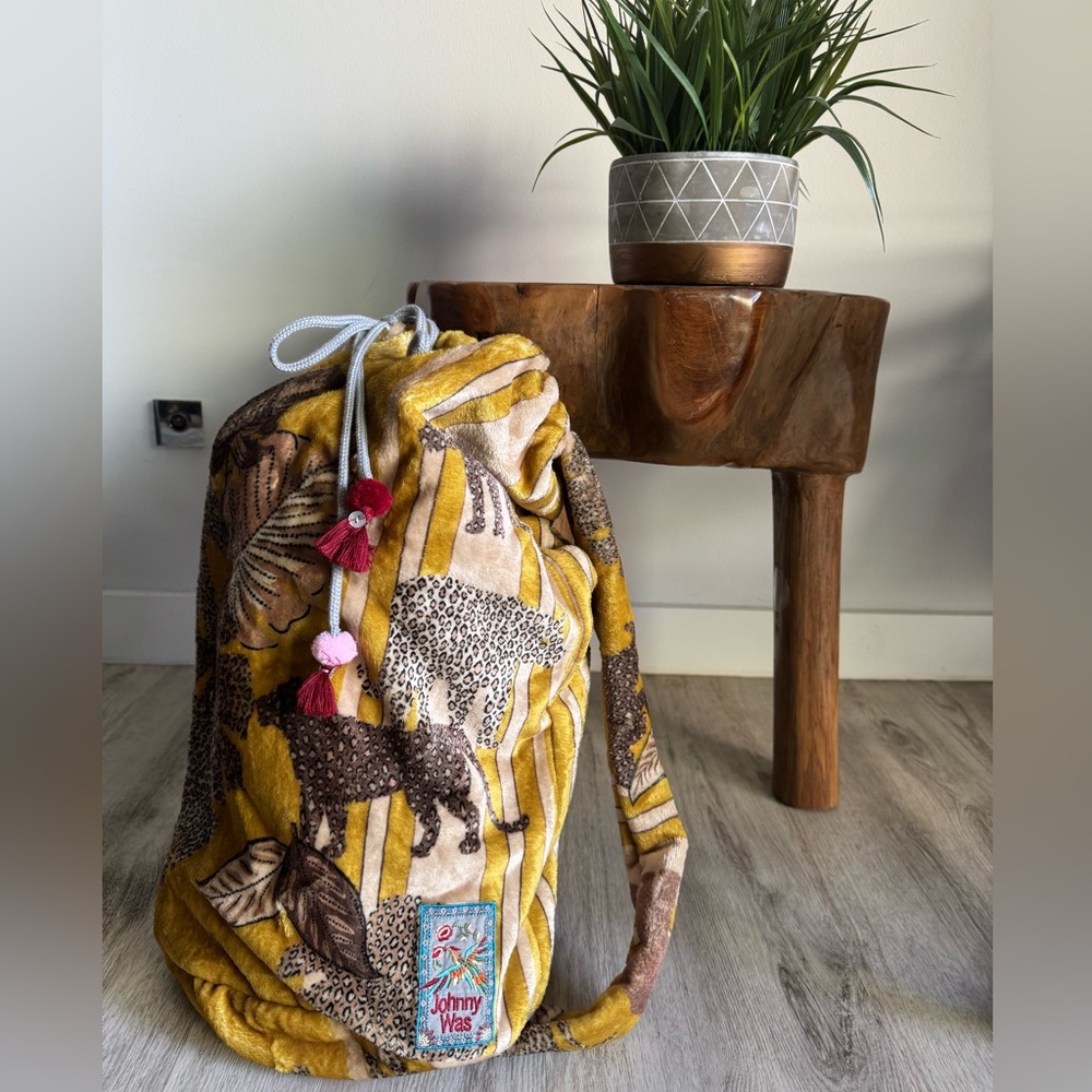 Johnny Was Taly Cozy Blanket Bag without Blanket, Boho Safari Animal Beach Tote